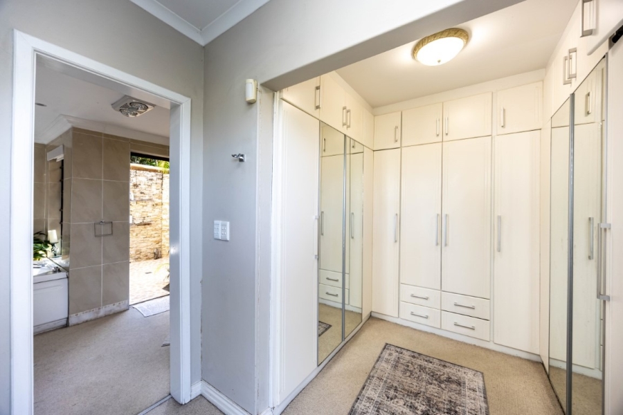 4 Bedroom Property for Sale in Beacon Bay Eastern Cape